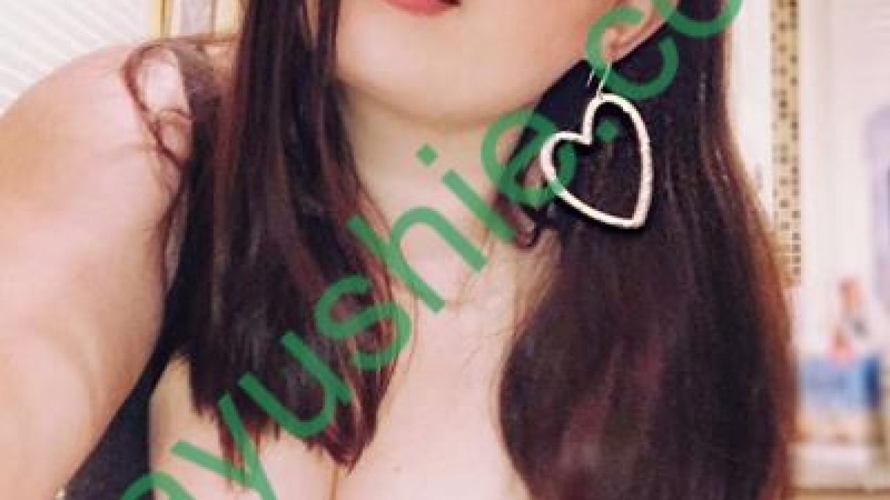 VIP Escorts in Bangalore - Aayushie Chennai Escorts