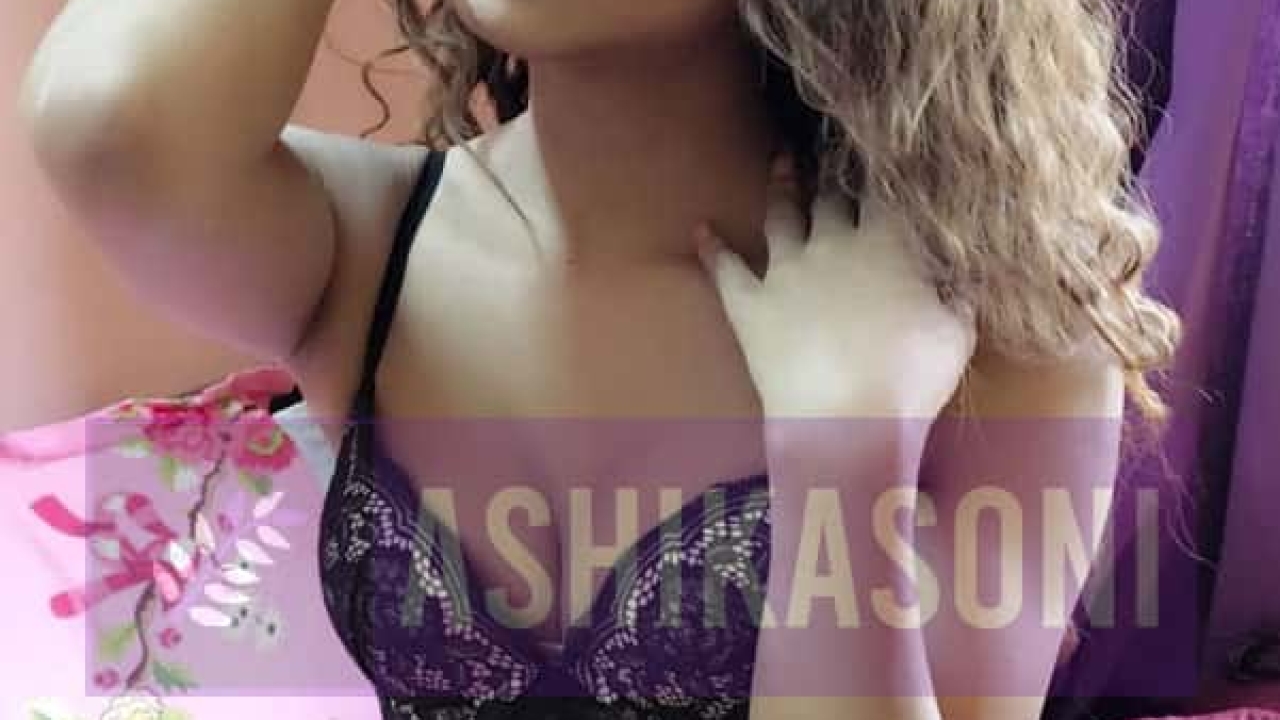 Bangalore Escorts Service | VIP Escort in Bangalore - AshikaSoni