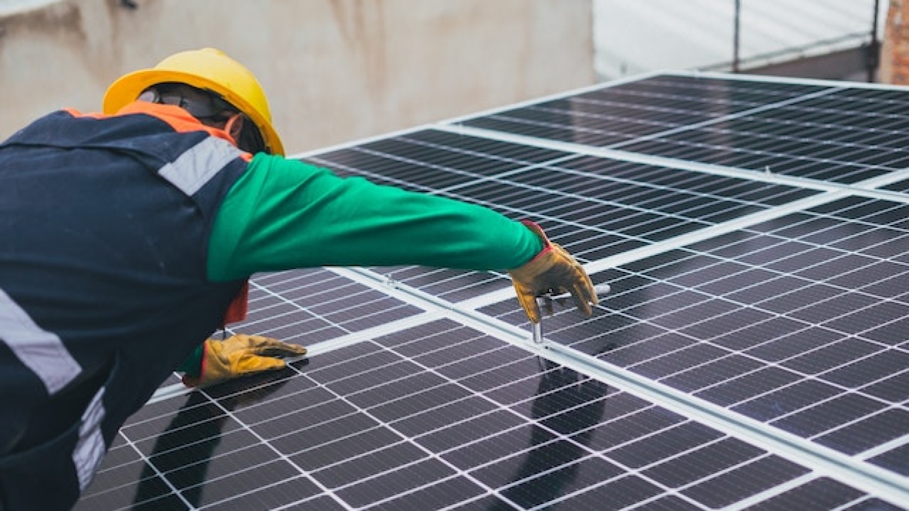 From Sunlight to Savings: Transforming Your Home with Solar Installation