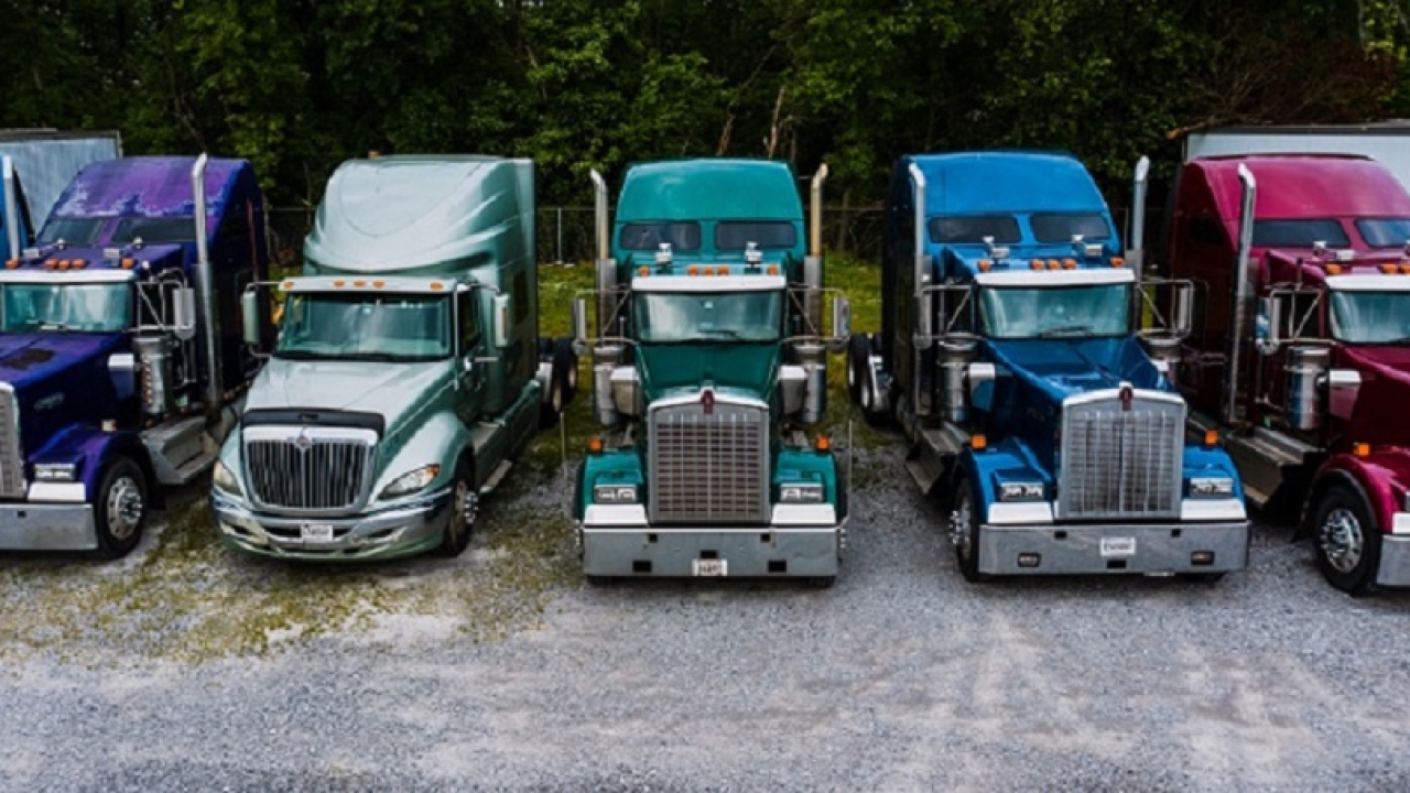 Accounting for Trucking Business - Personal Truck Services