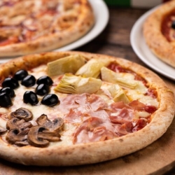 Pizza Paradise: A Slice of Heaven in Marbella