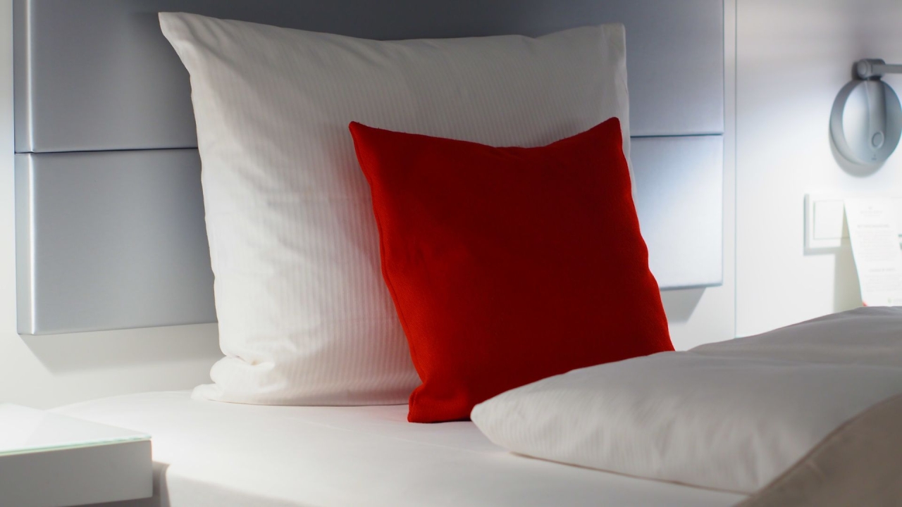 How to Choose a Pillow: Fill Type, Size, Density, and More